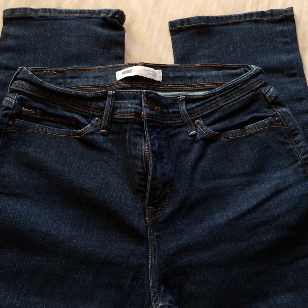 Jean's